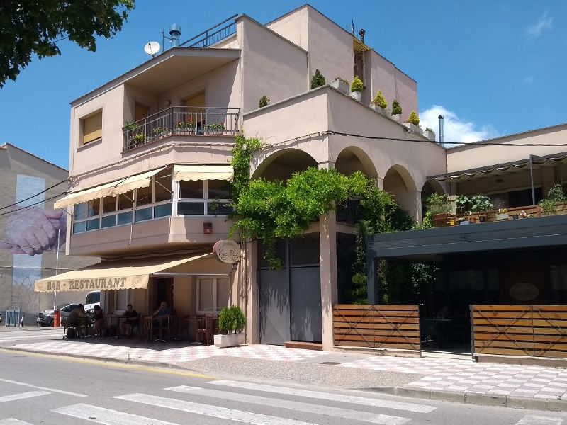 Fachada do restaurante Can Roca em Girona